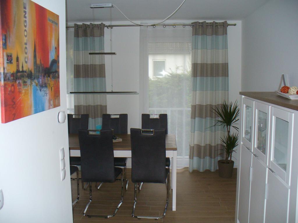 Ferienwohnung Rheinaue Keulen Buitenkant foto
